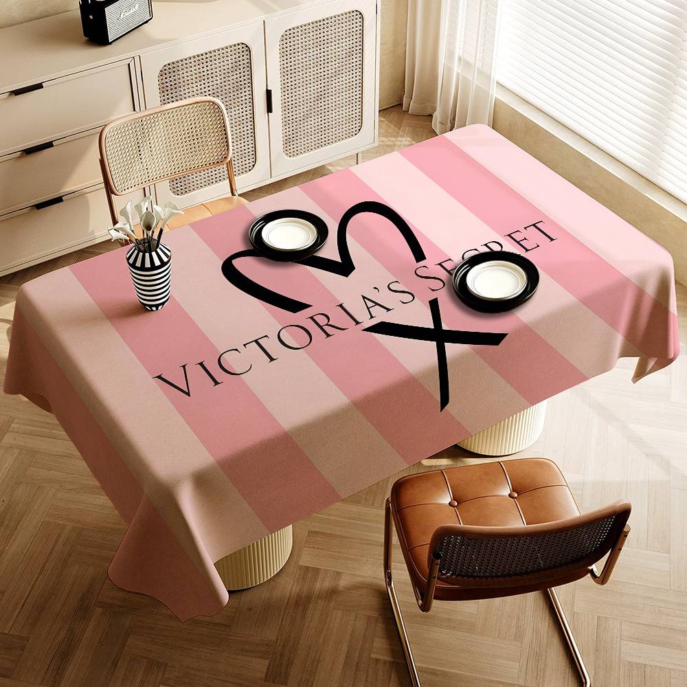 Home Textiles News - Merek V-VictoriaS S-Secret Taplak Meja Tahan